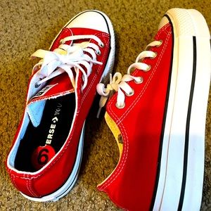 Red platform converse